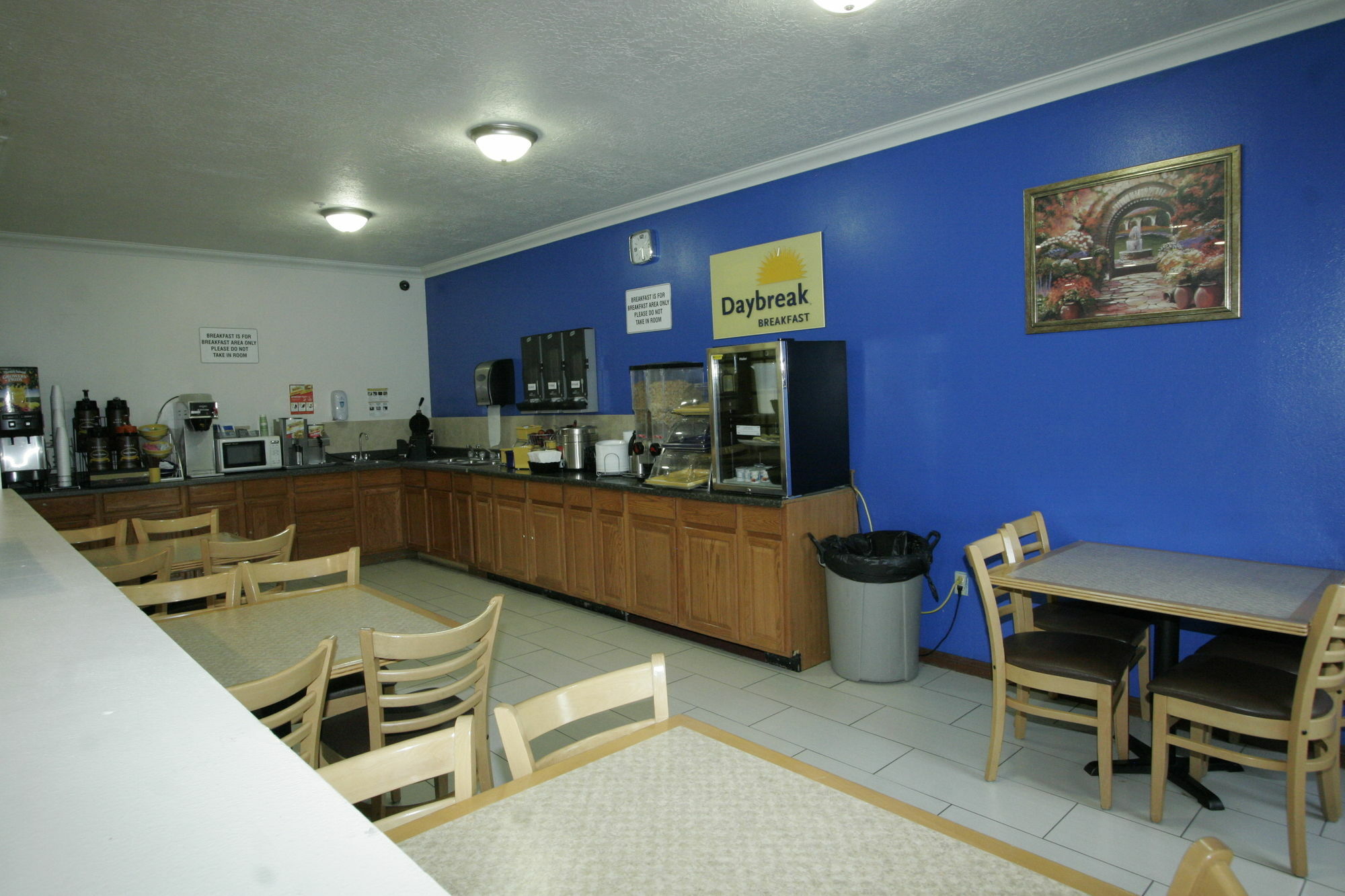 Days Inn By Wyndham Lehi Extérieur photo