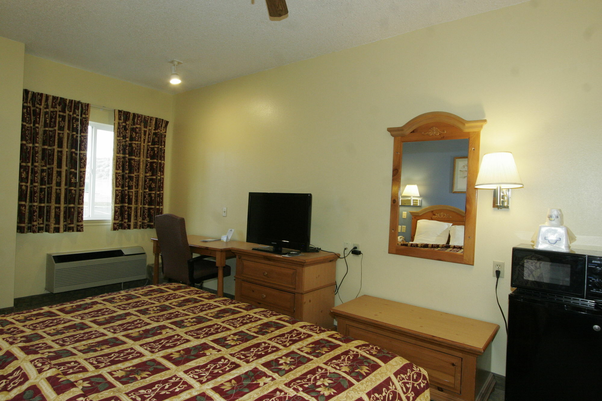Days Inn By Wyndham Lehi Extérieur photo